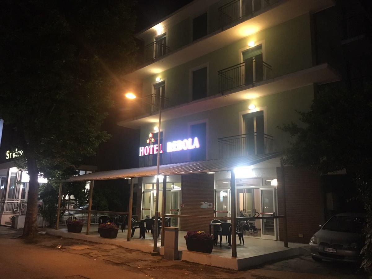 רימיני Hotel Rebola מראה חיצוני תמונה