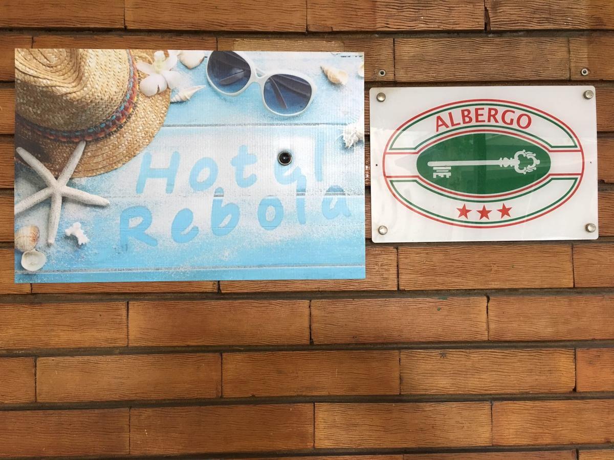 רימיני Hotel Rebola מראה חיצוני תמונה