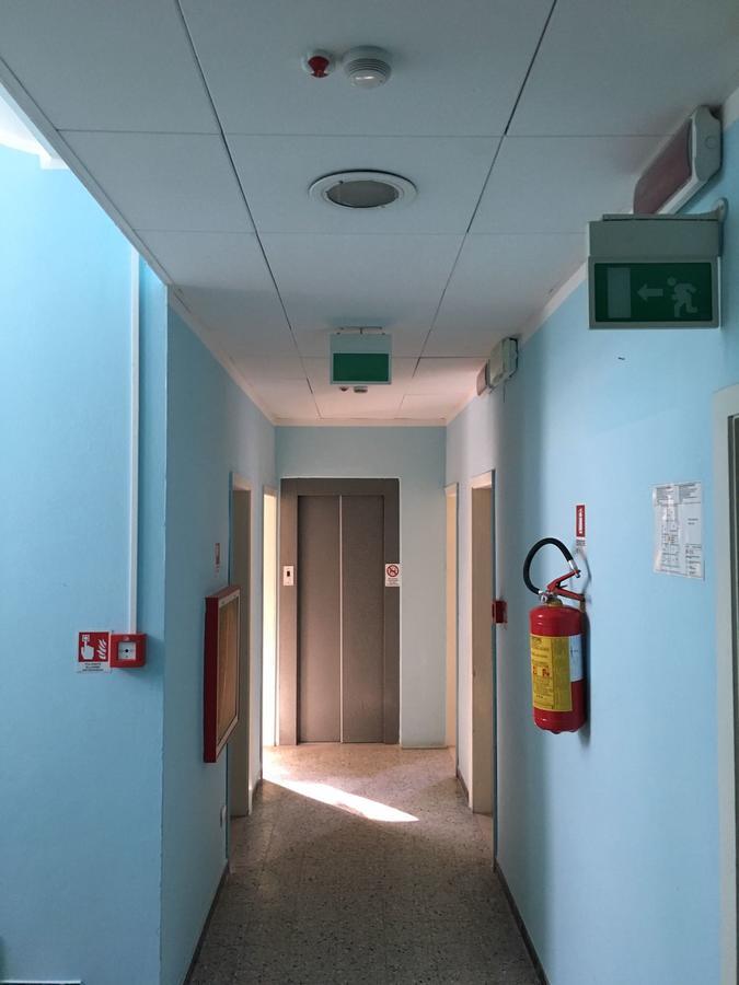 רימיני Hotel Rebola מראה חיצוני תמונה